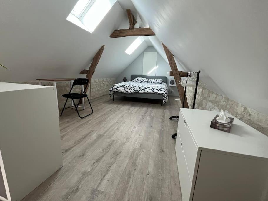 Vila La Halte Des Marais Huismes Exteriér fotografie